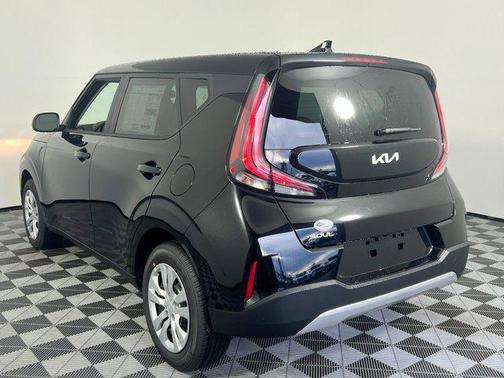 2025 Kia Soul LX