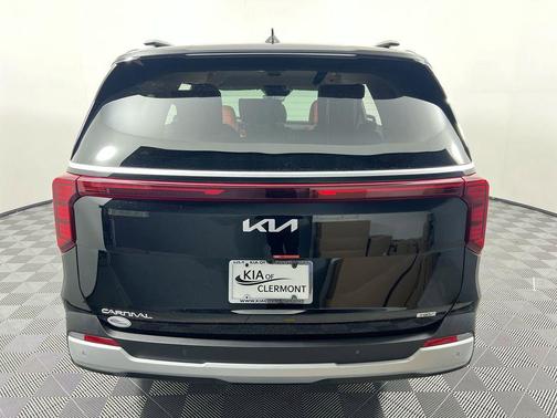 Aurora Black Pearl 2026 Kia Carnival Hybrid EX