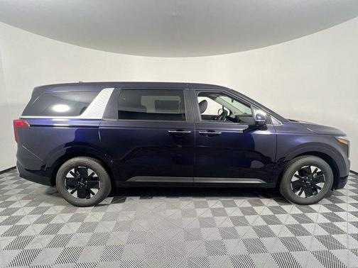 2025 Kia Carnival Hybrid LXS