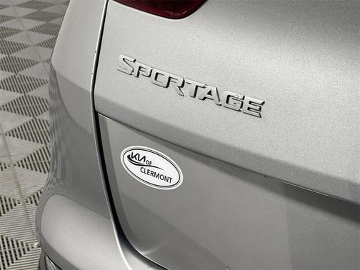 2022 Kia Sportage EX