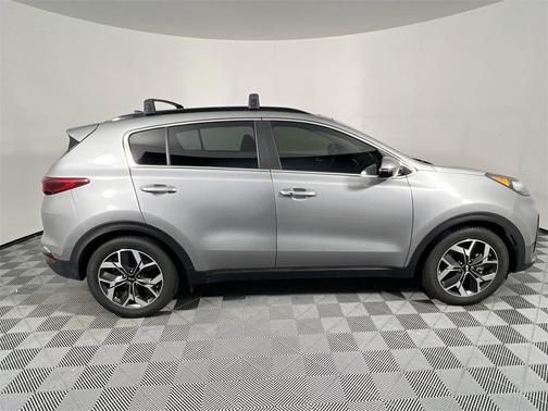 2022 Kia Sportage EX