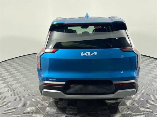 2026 Kia EV9 Wind