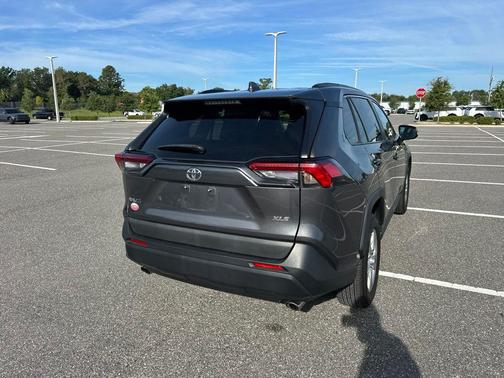Magnetic Gray Metallic 2021 Toyota RAV4 XLE