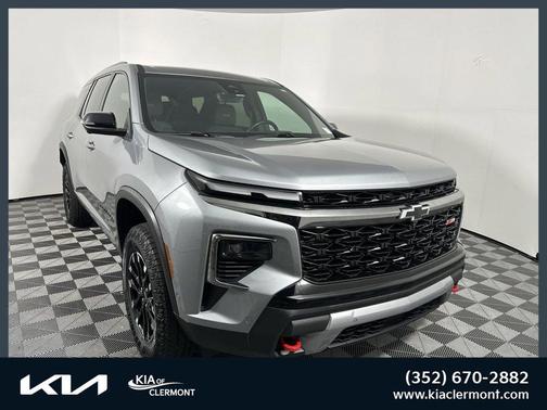 Sterling Gray Metallic 2024 Chevrolet Traverse AWD Z71