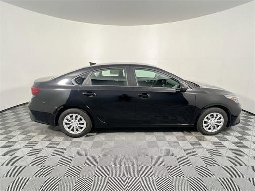 2024 Kia Forte LX