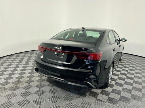 2024 Kia Forte LX