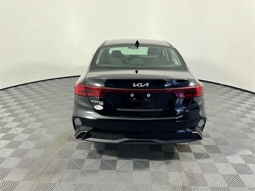 2024 Kia Forte LX