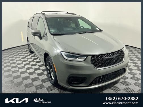 2021 Chrysler Pacifica Touring L