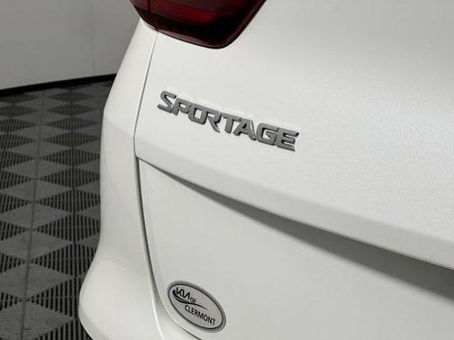 2021 Kia Sportage EX