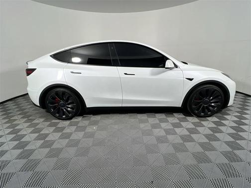 2023 Tesla Model Y Performance Dual Motor All-Wheel Drive