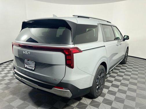 2025 Kia Carnival Hybrid SX