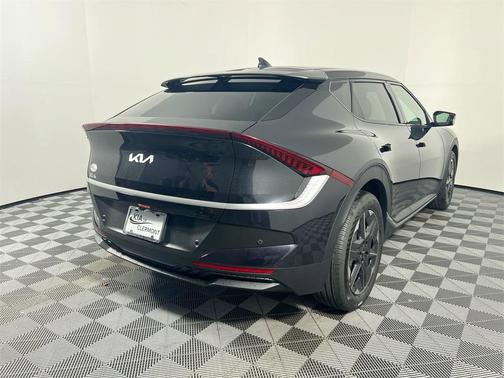 2025 Kia EV6 Wind