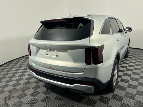 2026 Kia Sorento LX