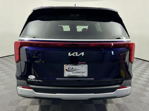 2026 Kia Carnival EX