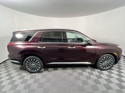 Sierra Burgundy 2024 Hyundai PALISADE Calligraphy