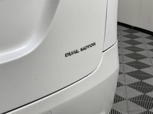 2021 Tesla Model X Long Range Dual Motor All-Wheel Drive