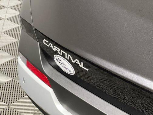 2026 Kia Carnival Hybrid LXS