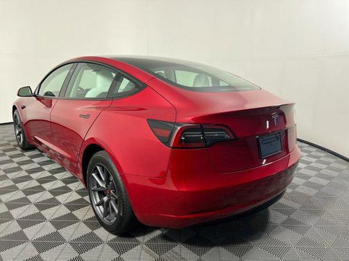 2023 Tesla Model 3 Standard Range