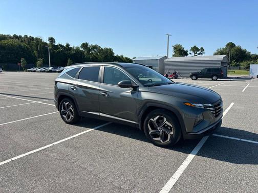 Amazon Gray 2023 Hyundai TUCSON SEL