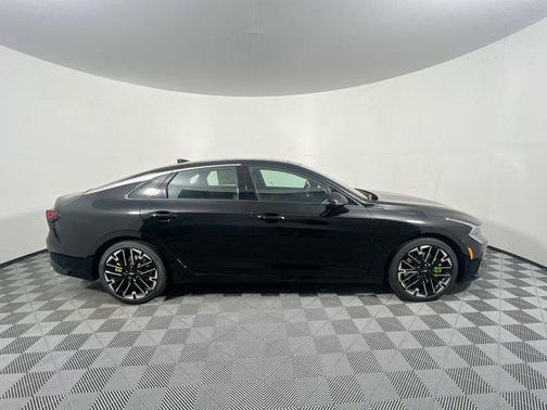 2025 Kia K5 GT