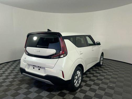 2025 Kia Soul S