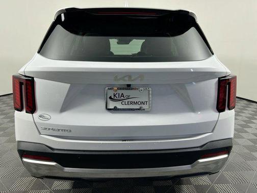 2025 Kia Sorento EX