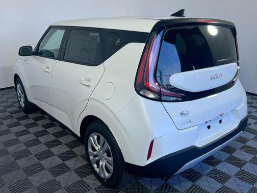 2025 Kia Soul LX