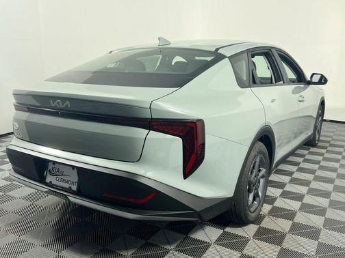 Morning Haze 2026 Kia K4 LXS