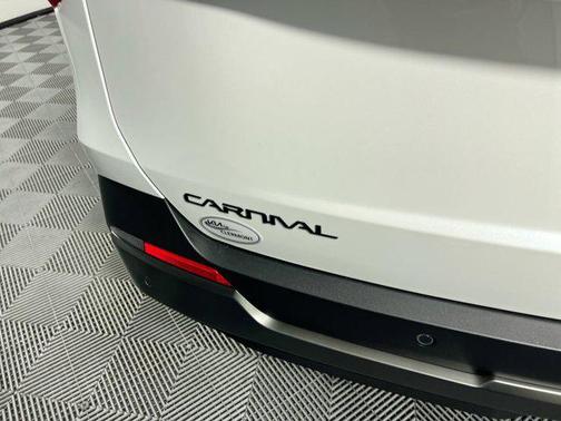 2025 Kia Carnival Hybrid SX Prestige