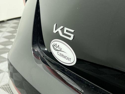 Aurora Black Pearl 2025 Kia K5 LXS
