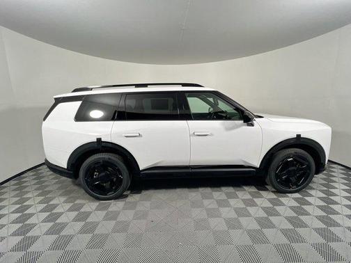 Glacial White Pearl 2027 Kia Telluride Hybrid X-Line SX
