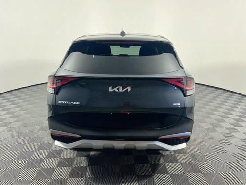 2025 Kia Sportage Hybrid LX