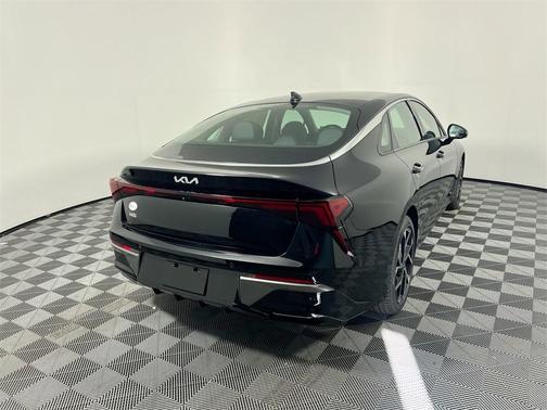 2025 Kia K5 EX