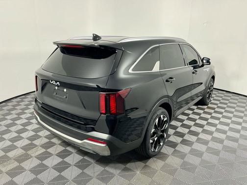 2025 Kia Sorento EX