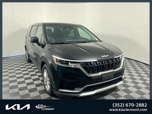 2023 Kia Carnival LX