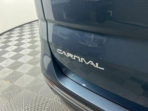 2023 Kia Carnival SX Prestige