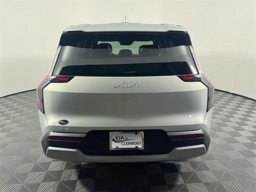 2026 Kia EV9 Wind