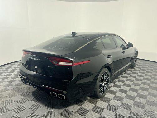 2022 Kia Stinger GT-Line