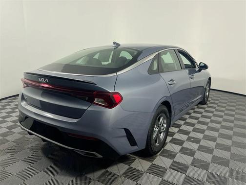 2023 Kia K5 LXS