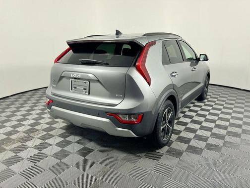 2026 Kia Niro EX