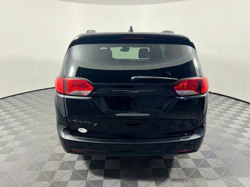 2019 Chrysler Pacifica Touring-L Plus