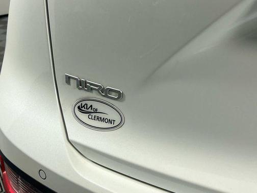 2025 Kia Niro LX
