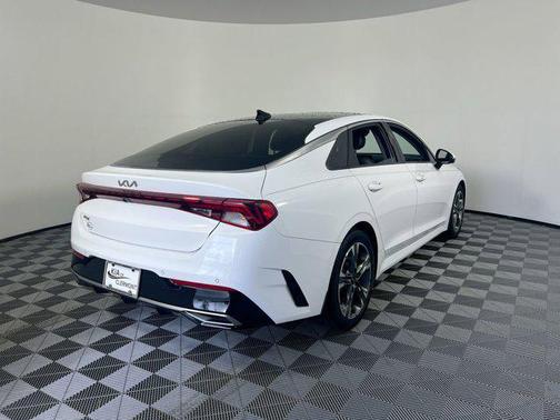 2023 Kia K5 EX