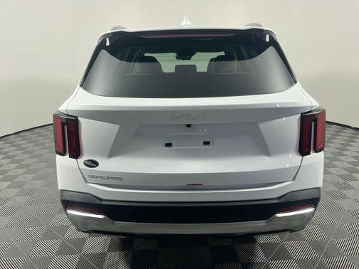 Glacial White 2026 Kia Sorento S