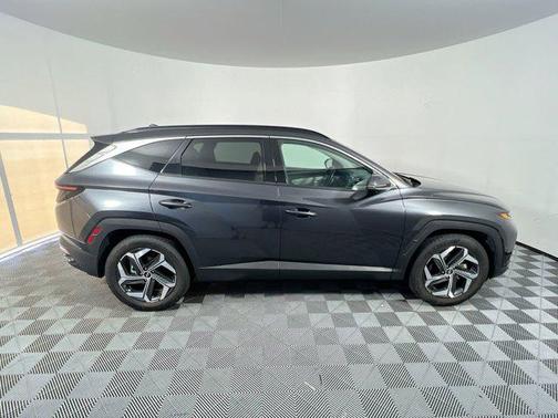 Dark Gray Metallic 2024 Hyundai TUCSON Limited