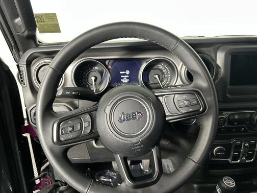 Black Clearcoat 2023 Jeep Wrangler 4xe Willys