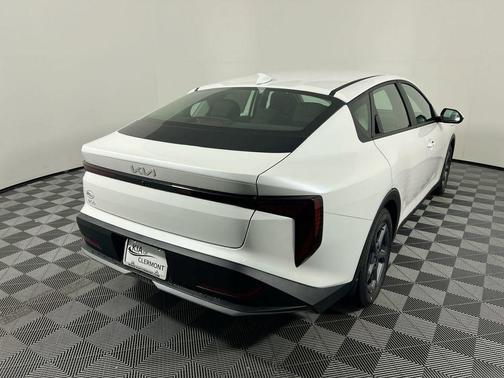 Snow White Pearl 2026 Kia K4 LXS