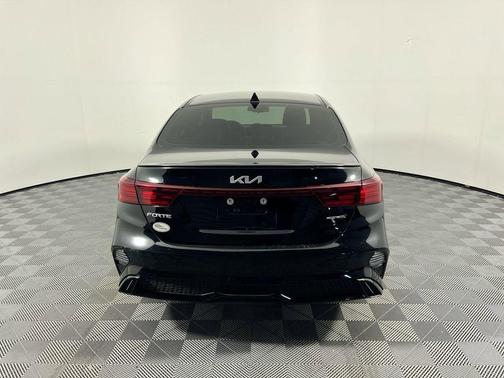 Aurora Black 2022 Kia Forte GT-Line