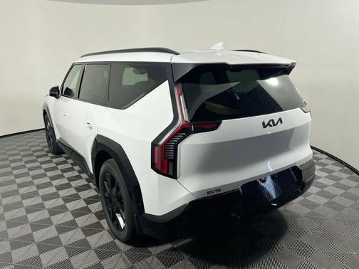 2026 Kia EV9 Land