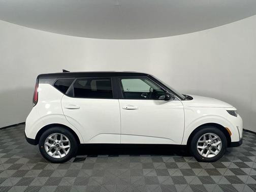 2023 Kia Soul S